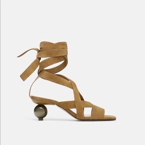 Stunning and very cute shoes